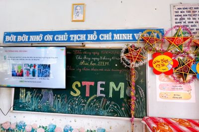 TRƯỜNG TIỂU HỌC EA RÔK TỔ CHỨC THÀNH CÔNG CHUYÊN ĐỀ BÀI HỌC STEM LỚP 4 CHỦ ĐỀ “ CHẬU CÂY THÂN THIỆN VỚI MÔI TRƯỜNG